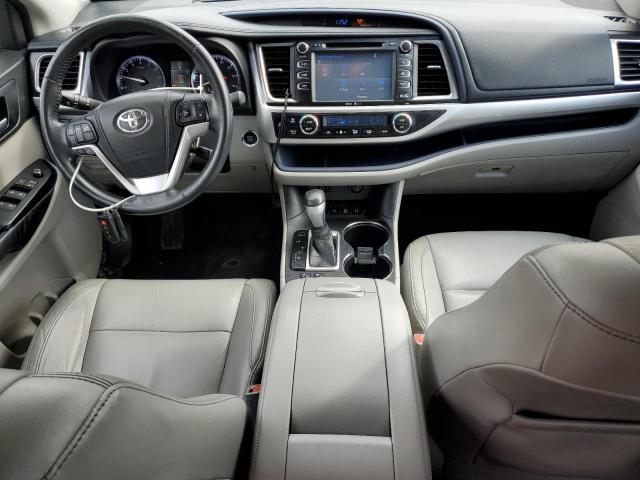 5TDJKRFH8ES028827 - 2014 TOYOTA HIGHLANDER XLE 银色 照片 8