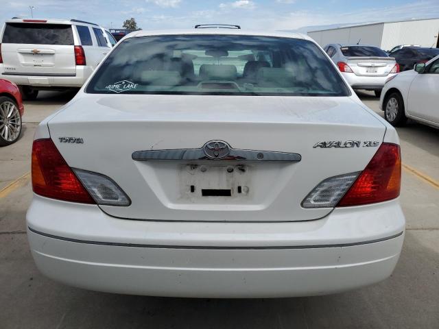 4T1BF28B6YU006197 - 2000 TOYOTA AVALON XL WHITE photo 6