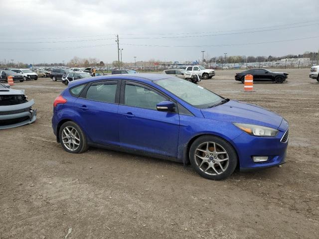 1FADP3K26FL208121 - 2015 FORD FOCUS SE BLUE photo 4