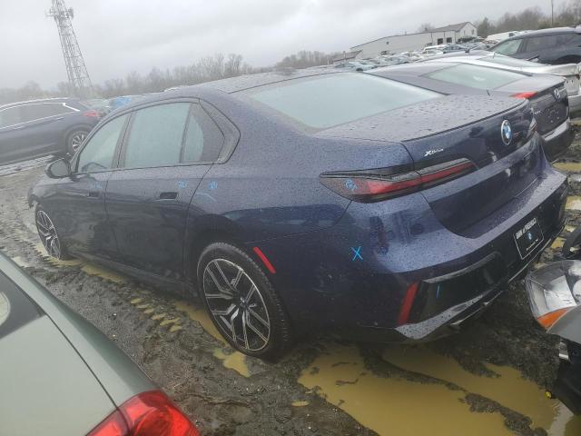 WBA33EJ05PCM44349 - 2023 BMW 760 XI BLUE photo 2