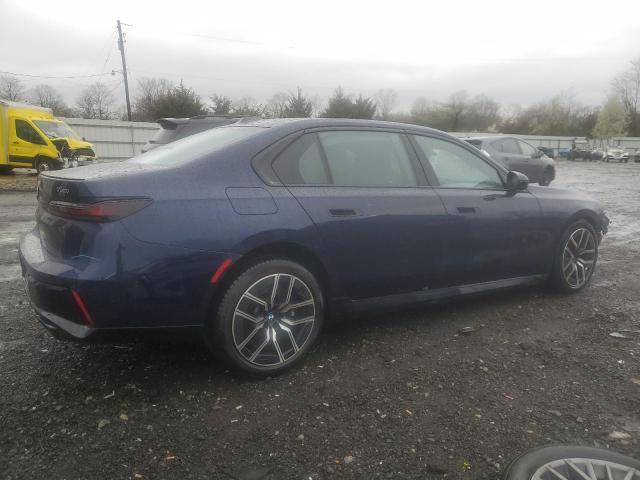 WBA33EJ05PCM44349 - 2023 BMW 760 XI BLUE photo 3