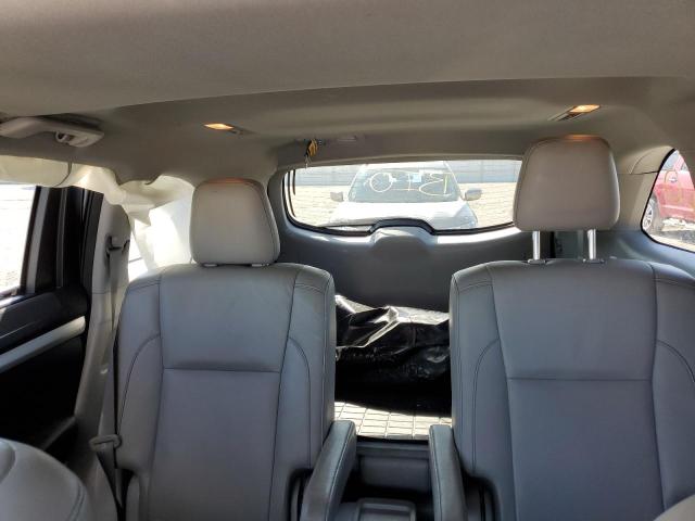 5TDKKRFH8GS157111 - 2016 TOYOTA HIGHLANDER XLE SILVER photo 10