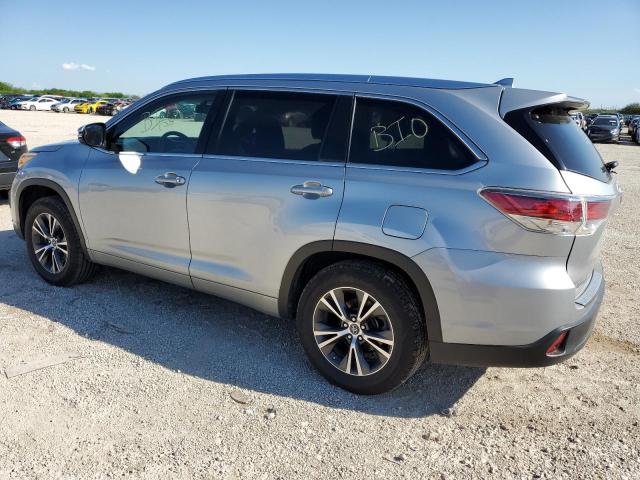 5TDKKRFH8GS157111 - 2016 TOYOTA HIGHLANDER XLE SILVER photo 2