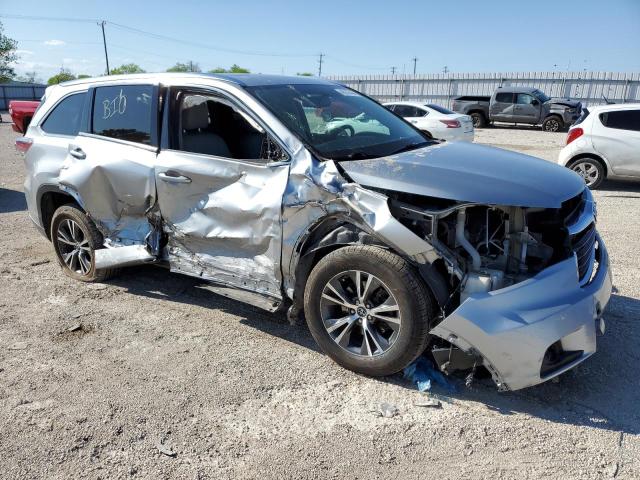 5TDKKRFH8GS157111 - 2016 TOYOTA HIGHLANDER XLE SILVER photo 4