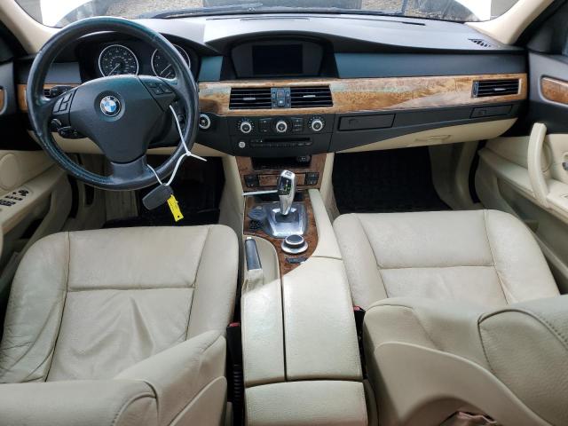 WBANV93528CZ65243 - 2008 BMW 535 XI WHITE photo 8