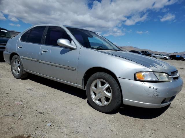 1N4DL01D8XC185293 - 1999 NISSAN ALTIMA XE SILVER photo 4