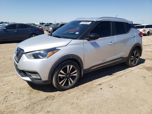 3N1CP5CU6JL498216 - 2018 NISSAN KICKS S SILVER photo 1