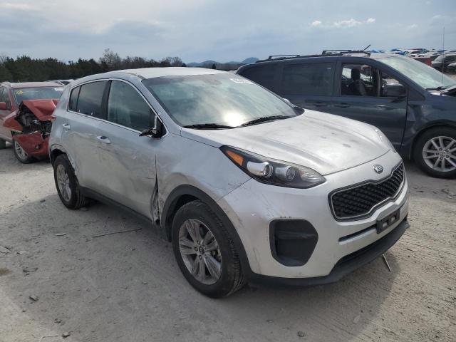 KNDPM3ACXJ7445335 - 2018 KIA SPORTAGE LX SILVER photo 4