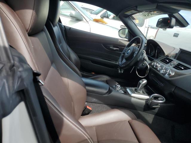 WBALM7C53DE385268 - 2013 BMW Z4 SDRIVE35I თეთრი ფოტო 10