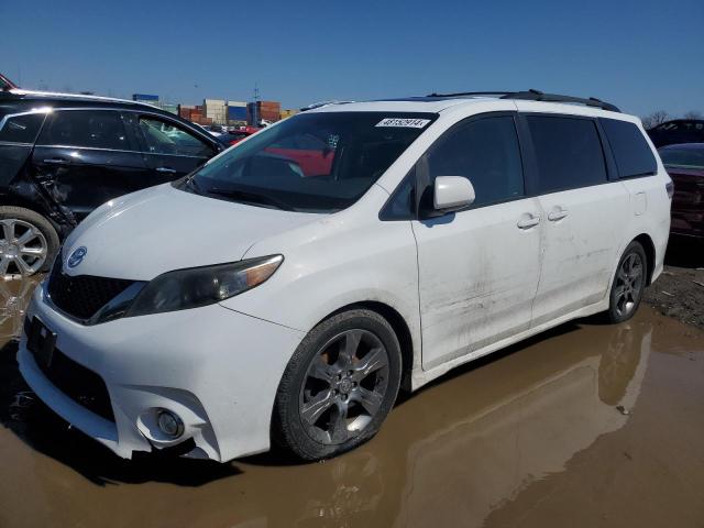 5TDXK3DC7BS159001 - 2011 TOYOTA SIENNA SPORT WHITE photo 1