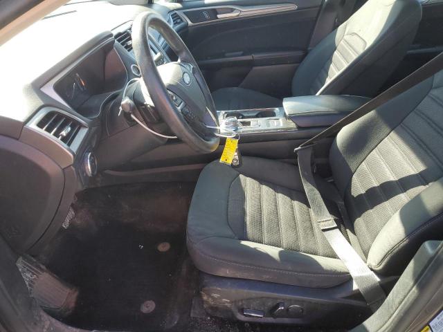 3FA6P0HD8JR136638 - 2018 FORD FUSION SE GRAY photo 7