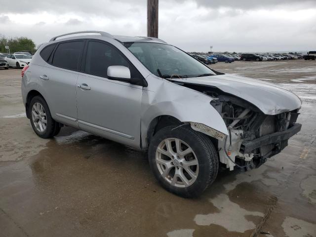 JN8AS5MT6BW186972 - 2011 NISSAN ROGUE S SILVER photo 4