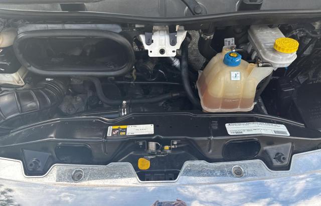 3C7WRVKG2JE144765 - 2018 RAM PROMASTER 3500 STANDARD Սպիտակ լուսանկար 7