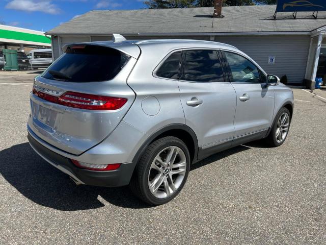 5LMCJ3D9XHUL46445 - 2017 LINCOLN MKC RESERVE SILVER photo 4