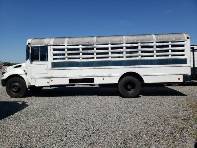 4DRAMAFM17A392141 - 2007 IC CORPORATION 3000 თეთრი ფოტო 3