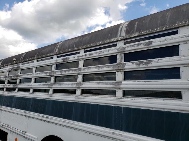 4DRAMAFM17A392141 - 2007 IC CORPORATION 3000 თეთრი ფოტო 9