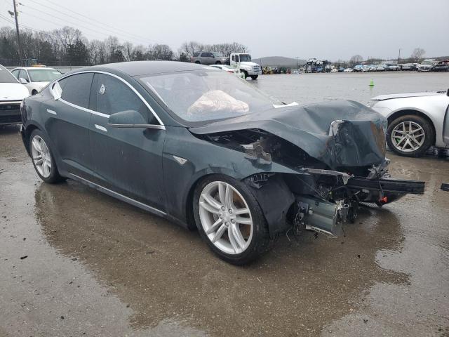 5YJSA1H15EFP32903 - 2014 TESLA MODEL S შავი ფოტო 4