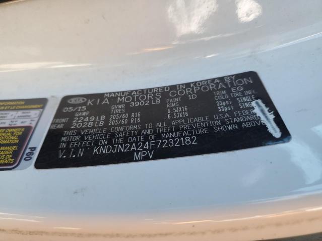 KNDJN2A24F7232182 - 2015 KIA SOUL WHITE photo 12