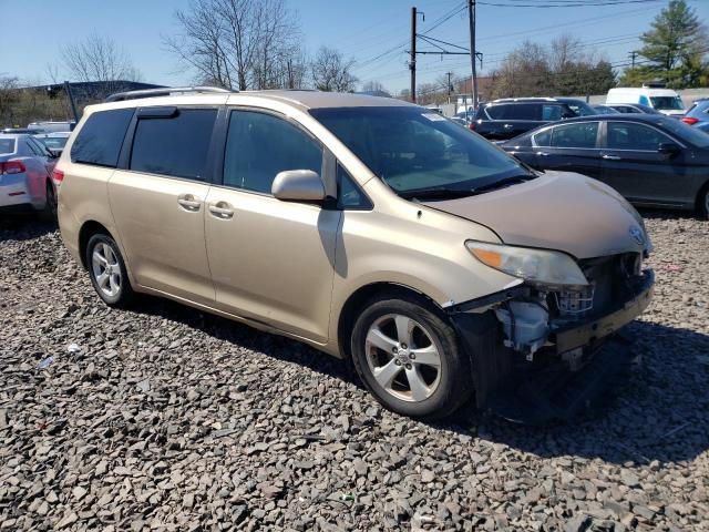 5TDKK3DC8CS223655 - 2012 TOYOTA SIENNA LE GOLD photo 4