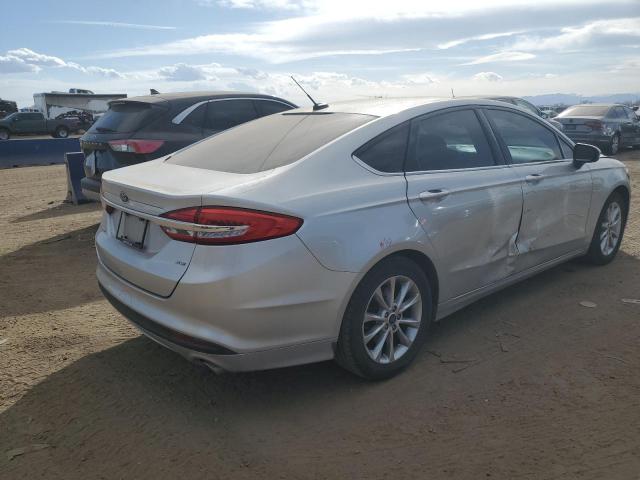 3FA6P0H7XHR117822 - 2017 FORD FUSION SE SILVER photo 3