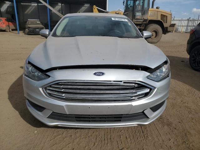 3FA6P0H7XHR117822 - 2017 FORD FUSION SE SILVER photo 5