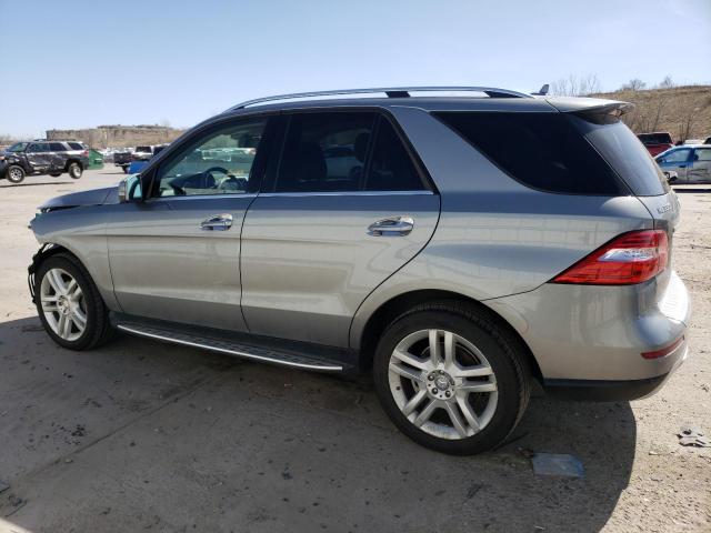 4JGDA5HBXFA541010 - 2015 MERCEDES-BENZ ML 350 4MATIC GRAY photo 2