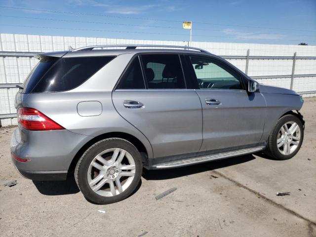 4JGDA5HBXFA541010 - 2015 MERCEDES-BENZ ML 350 4MATIC GRAY photo 3