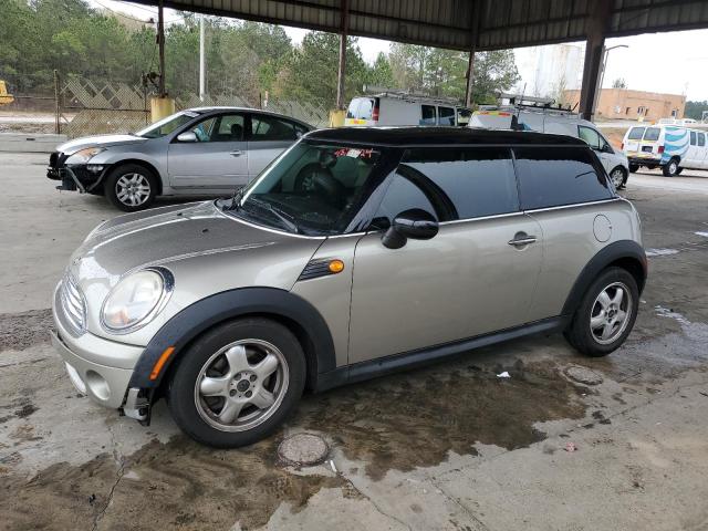 2009 MINI COOPER, 