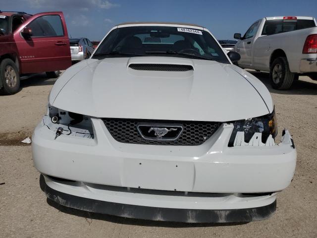 1FAFP45X73F428660 - 2003 FORD MUSTANG GT WHITE photo 5