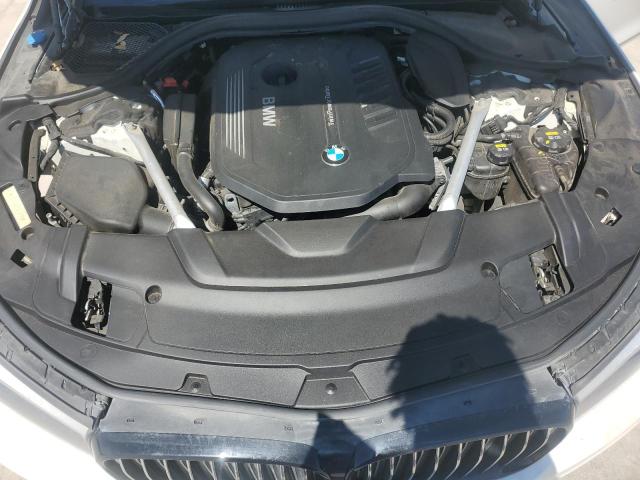 WBA7E4C52JGV24125 - 2018 BMW 740 XI Белый фото 11