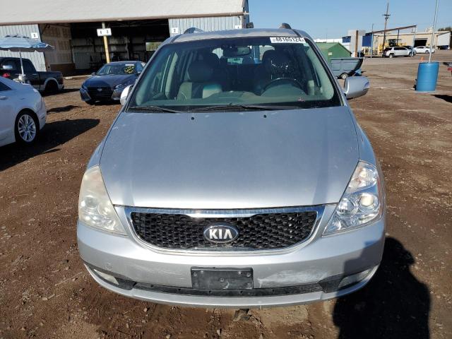 KNDMH4C79E6543197 - 2014 KIA SEDONA EX SILVER photo 5