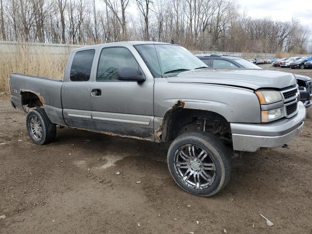 1GCEK19Z76Z247253 - 2006 CHEVROLET SILVERADO K1500 GRAY photo 4