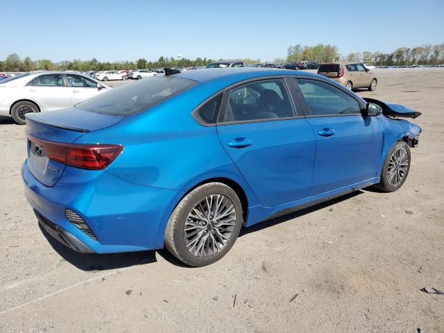 3KPF54AD1PE536560 - 2023 KIA FORTE GT LINE BLUE photo 3