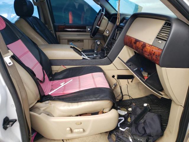 5LMFU27596LJ21685 - 2006 LINCOLN NAVIGATOR 白色 照片 7