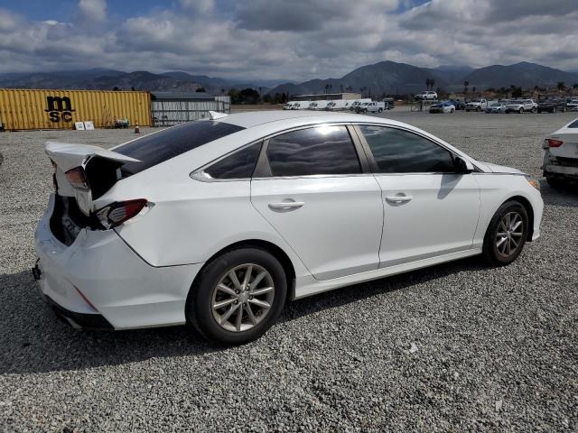 5NPE24AF7JH679425 - 2018 HYUNDAI SONATA SE WHITE photo 3