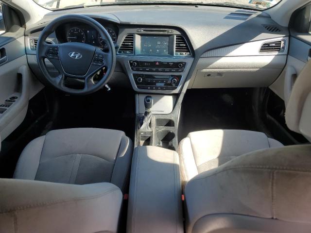 5NPE24AFXHH483781 - 2017 HYUNDAI SONATA SE WHITE photo 8