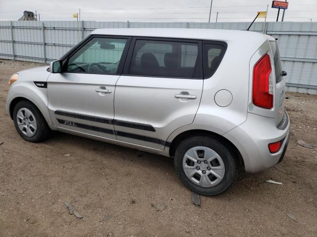 KNDJT2A57C7476890 - 2012 KIA SOUL SILVER photo 2