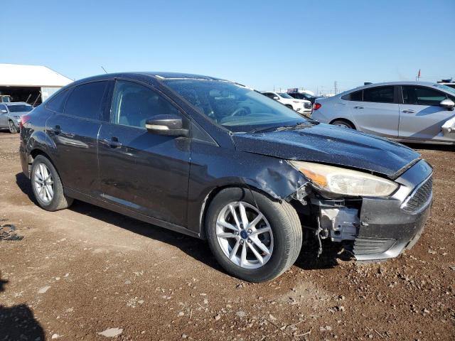 1FADP3F22HL304597 - 2017 FORD FOCUS SE GRAY photo 4