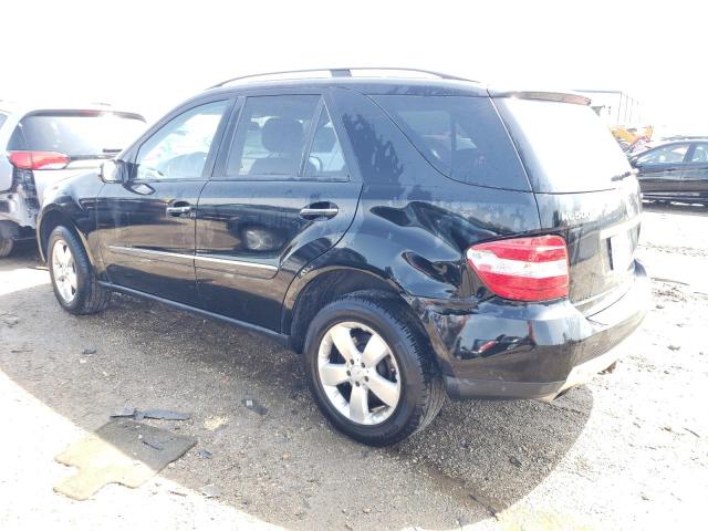 4JGBB75E77A161607 - 2007 MERCEDES-BENZ ML 500 BLACK photo 2