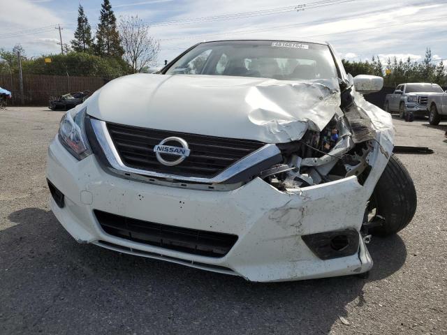 1N4AL3APXJC184877 - 2018 NISSAN ALTIMA 2.5 WHITE photo 5