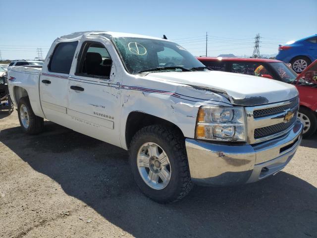 3GCPKSE77DG142664 - 2013 CHEVROLET SILVERADO K1500 LT WHITE photo 4