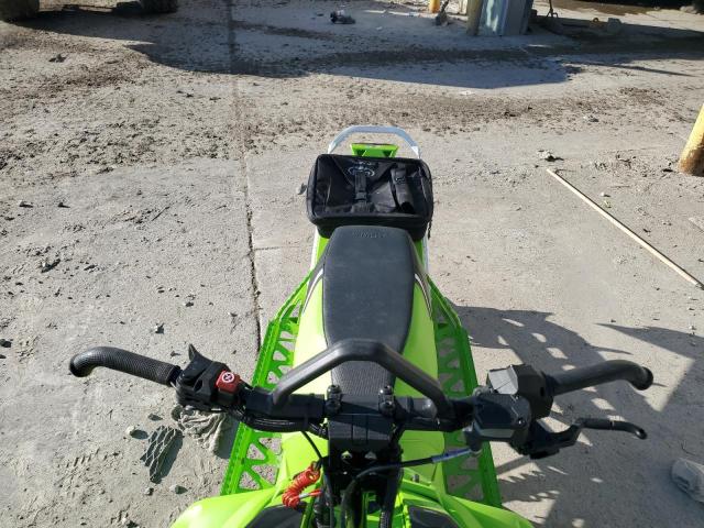 4UF1S2JH5NT101564 - 2022 ARCTIC CAT SNOWMOBILE GREEN photo 5