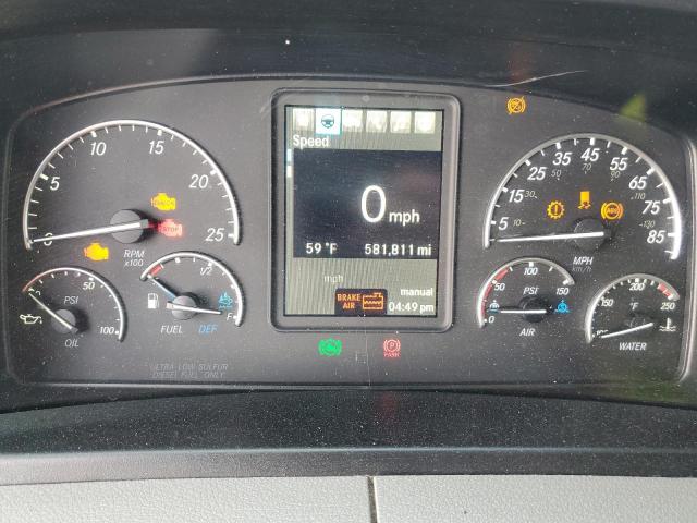 3AKJHHDR6JSJJ0178 - 2018 FREIGHTLINER CASCADIA 1 Սպիտակ լուսանկար 8