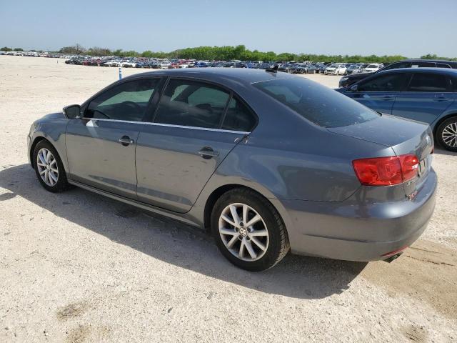 3VWDX7AJ9DM437136 - 2013 VOLKSWAGEN JETTA SE GRAY photo 2