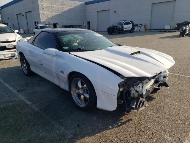 2G1FP22G512135317 - 2001 CHEVROLET CAMARO Z28 WHITE photo 4