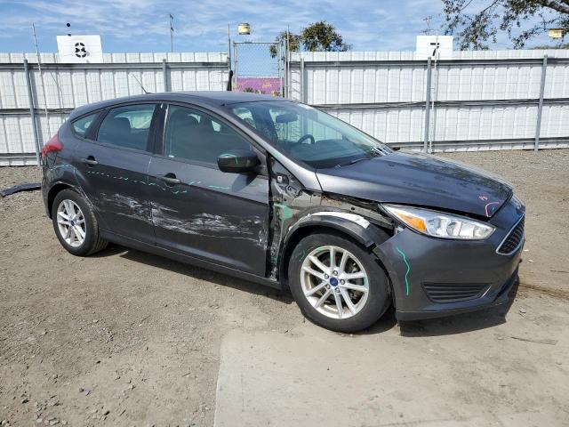 1FADP3K20JL201237 - 2018 FORD FOCUS SE GRAY photo 4