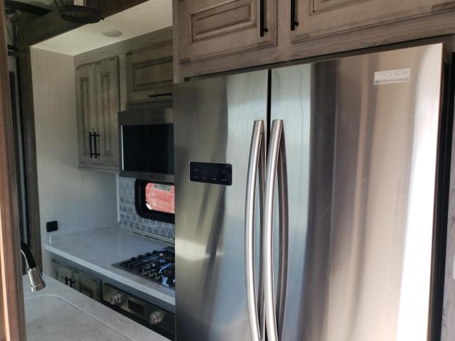 5SFBG4425ME445797 - 2021 HEARTLAND BIGHORN 白色 照片 6