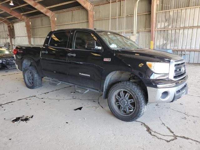 5TFDW5F12DX281549 - 2013 TOYOTA TUNDRA CREWMAX SR5 BLACK photo 4