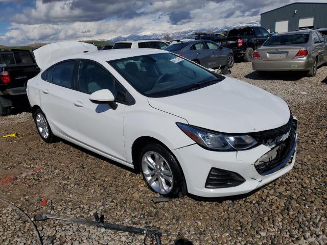 1G1BC5SM9K7153492 - 2019 CHEVROLET CRUZE LS WHITE photo 4