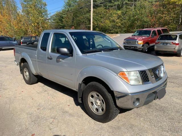 1N6AD06W97C425744 - 2007 NISSAN FRONTIER KING CAB LE SILVER photo 1